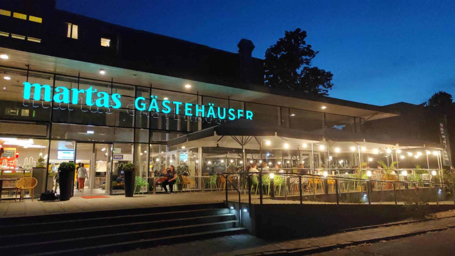 Hostal Martas Gaestehaeuser Hauptbahnhof Berlín