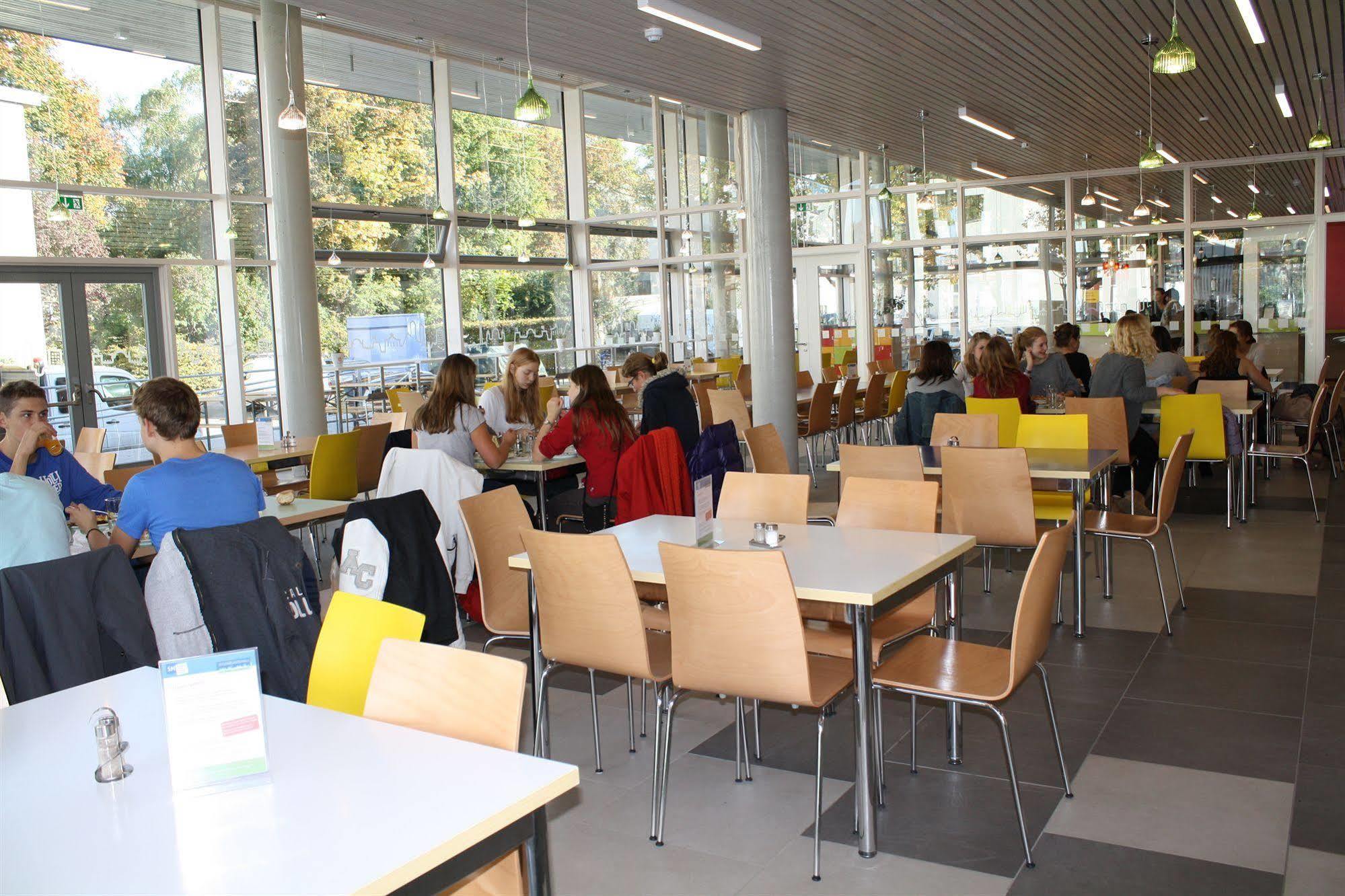 Hostal Martas Gaestehaeuser Hauptbahnhof